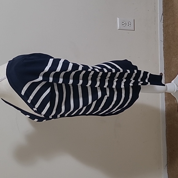 NWOT  Black and white stripe cardigan from Papaya in size L - Picture 3 of 5